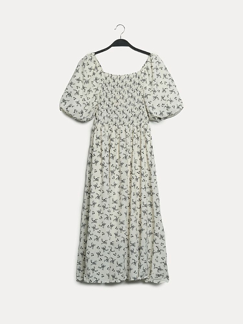 Платье (1961)